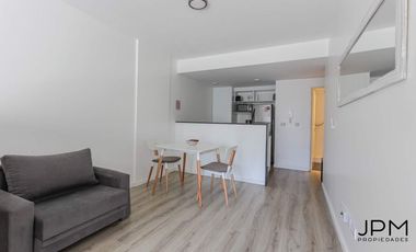 Muy luminoso Alquiler Temporario Gran Monoambiente C/balcón y Lavarropas