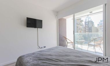 Muy luminoso Alquiler Temporario Gran Monoambiente C/balcón y Lavarropas