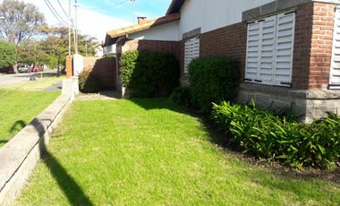 EXCELENTE CHALET EN VENTA MUY BIEN UBICADO EN LA CIUDAD DE MIRAMAR