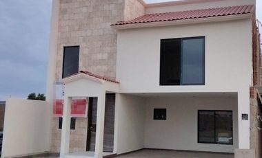 Casa en Venta Senderos 3.