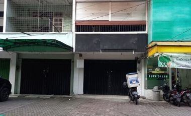 Disewakan Ruko Siap Pakai Lokasi di Jl. Raya Manyar, Surabaya