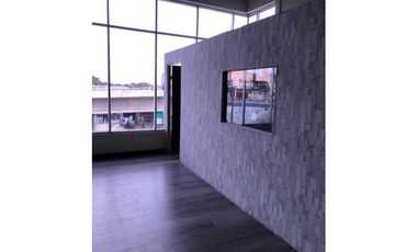 ALQUILER LOCAL COMERCIAL VIA CINCUENTENARIO