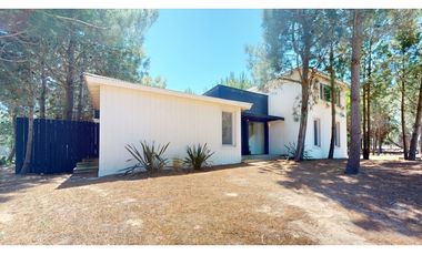 CASA EN VENTA EN COSTA ESMERALDA - MARITIMO III 21