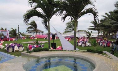 Las Valentinas, Alquiler de Local para Bodas al pie del mar en Playas Villamil