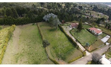 Venta de Lote en Condominio Guarne