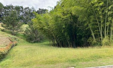 Espectacular Lote en condominio en el Retiro