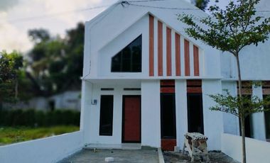 RUMAH MURAH, MODERN MINIMALIS DEKAT EXIT TOL PRAMBANAN,KLATEN