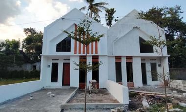 RUMAH MURAH, MODERN MINIMALIS DEKAT EXIT TOL PRAMBANAN,KLATEN
