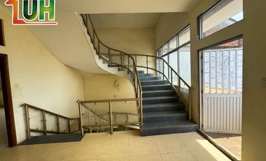 00574 - VENTA LOCAL COMERCIAL + VIVENDA PUCALLPA
