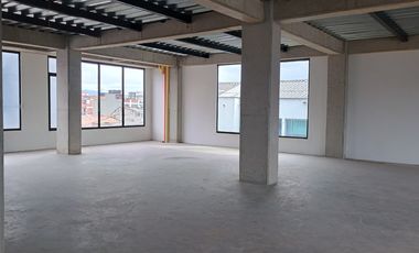 edificio en arriendo/venta en prado veraniego. Cod A700324