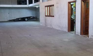 Galpón en  venta zeballos 4300 villa dominico