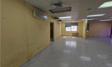 VENTA PLAZA COMERCIAL EN OBARRIO 2 NIVELES 800 M2