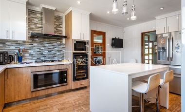 Casa en venta de 4 dorm. en Mostazal