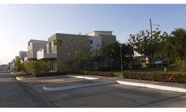 ALQUILER CASA COSTA SUR