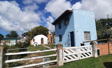 Dos casas en el barrio Playa Serena
