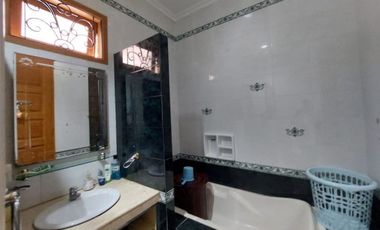 Dijual Rumah Luas Dengan Harga Murah