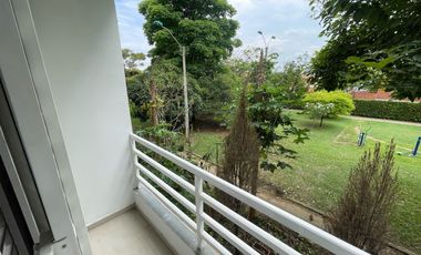 casa en arriendo/venta en ciudad real. Cod A4786