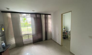 casa en arriendo/venta en ciudad real. Cod A4786