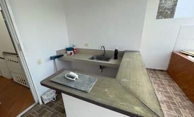 casa en arriendo/venta en ciudad real. Cod A4786