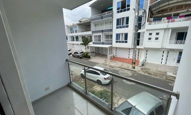 casa en arriendo/venta en ciudad real. Cod A4786