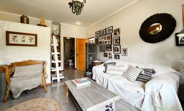 Casa En Venta En Requínoa (las Mercedes, Condominio) JARDÍN
