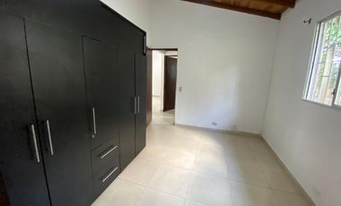 casa en arriendo en la mina. Cod A513102