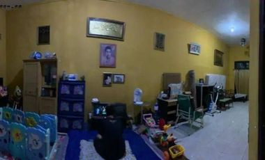 Rumah Rungkut Asri Timur, Strategis, Cocok Untuk Kos