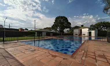 casa en venta en santa maria del rosario. Cod V31997