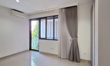 Disewakan Rumah Cakep Siap Huni Di Cluster One Gate System