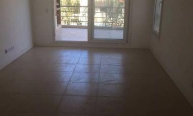 VENTA CON RENTA DE DEPARTAMENTO EN NORDELTA