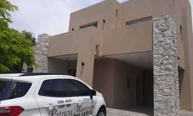 Casa en venta en Fincas de Iraola Ii