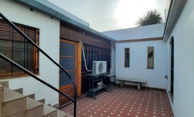 Casa PH en venta en Gerli Este