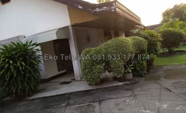 Rumah Kota Mataram Jl.Pendidikan (Depan Kampus UNRAM)