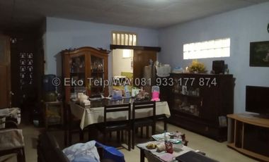 Rumah Kota Mataram Jl.Pendidikan (Depan Kampus UNRAM)