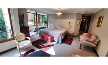 Luminoso, 286 mts, 3hab3bañ family Room Pieza Serv 3est