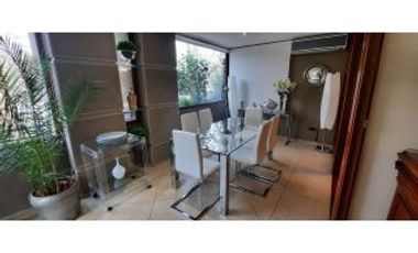 Luminoso, 286 mts, 3hab3bañ family Room Pieza Serv 3est