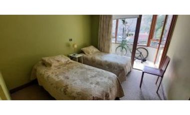 Luminoso, 286 mts, 3hab3bañ family Room Pieza Serv 3est
