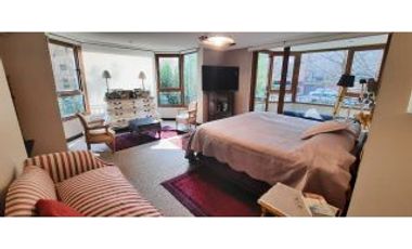 Luminoso, 286 mts, 3hab3bañ family Room Pieza Serv 3est