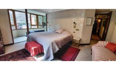 Luminoso, 286 mts, 3hab3bañ family Room Pieza Serv 3est