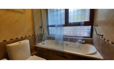Luminoso, 286 mts, 3hab3bañ family Room Pieza Serv 3est