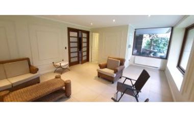 Luminoso, 286 mts, 3hab3bañ family Room Pieza Serv 3est