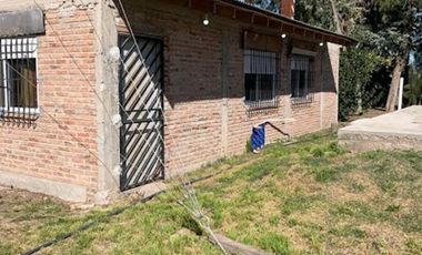 VENTA CASA QUINTA CON PILETA FLORENCIO VARELA