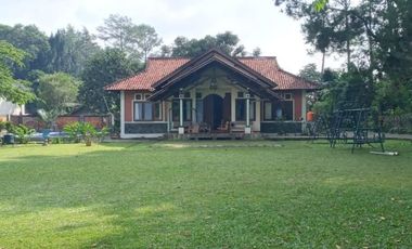 Rumah Villa Mewah Di Megamendung Bogor