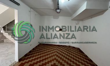 casa en arriendo en la mutualidad. Cod A17196