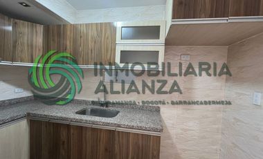 casa en arriendo en la mutualidad. Cod A17196