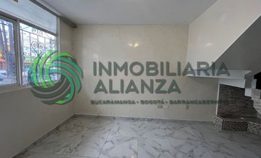 casa en arriendo en la mutualidad. Cod A17196