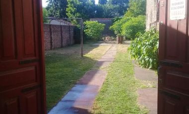 Lote a 50 m. de Av. H. Yrigoyen y 400 m. de la estación.