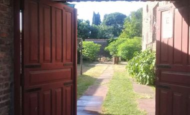 Lote a 50 m. de Av. H. Yrigoyen y 400 m. de la estación.