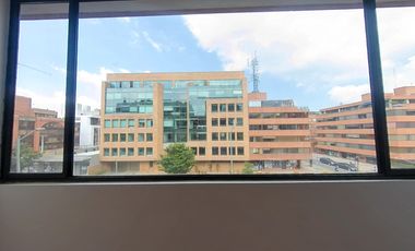 consultorio en arriendo/venta en chico norte. Cod A3436