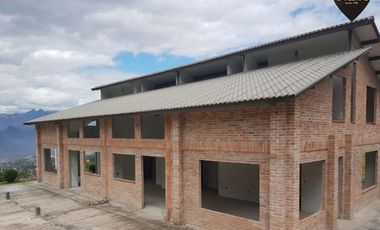 Casa de venta en Yunguilla- La Guanabana  – código:14998